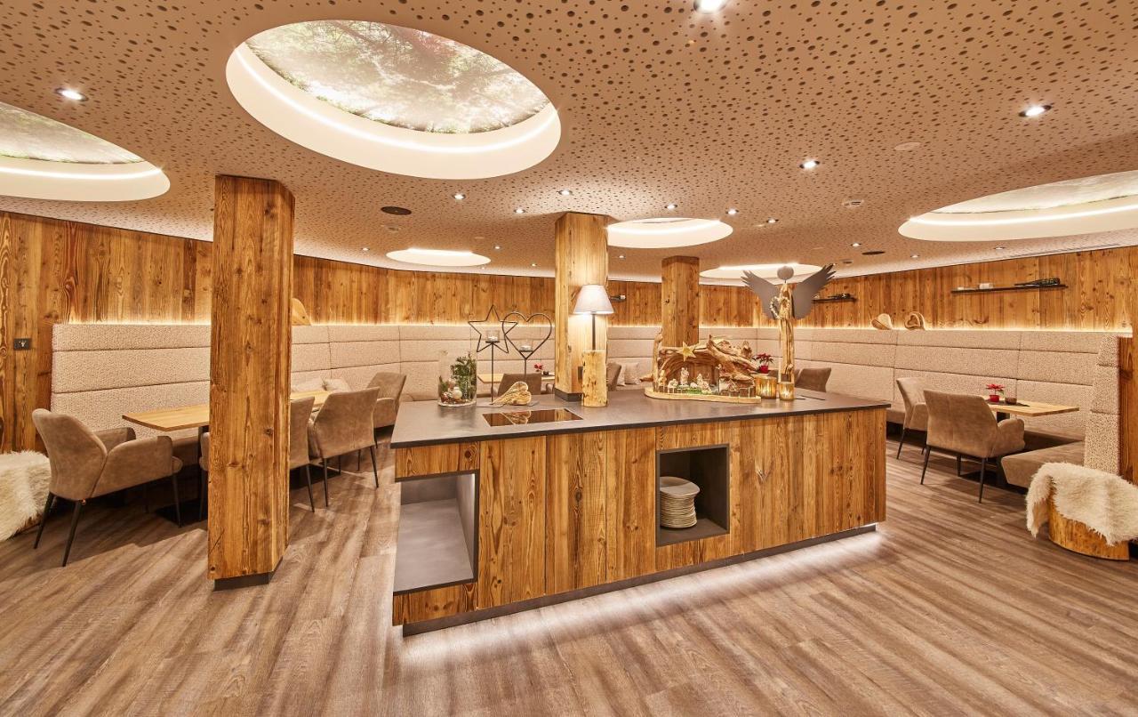 Hotel Astrid - Inklusive Kostenfreier Jokercard Saalbach-Hinterglemm Extérieur photo
